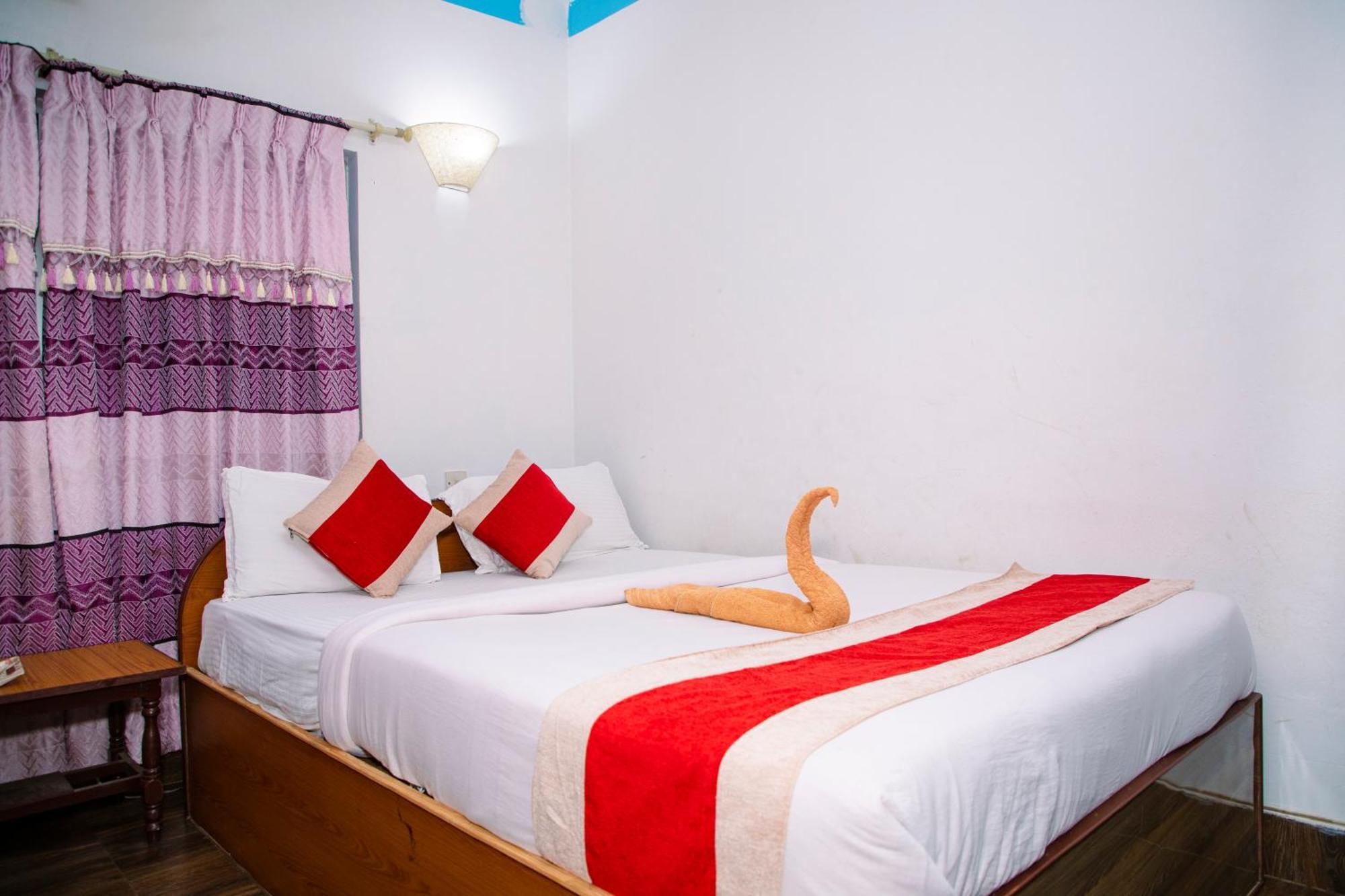 Hotel Shiva'S Dream โซราฮา ภายนอก รูปภาพ
